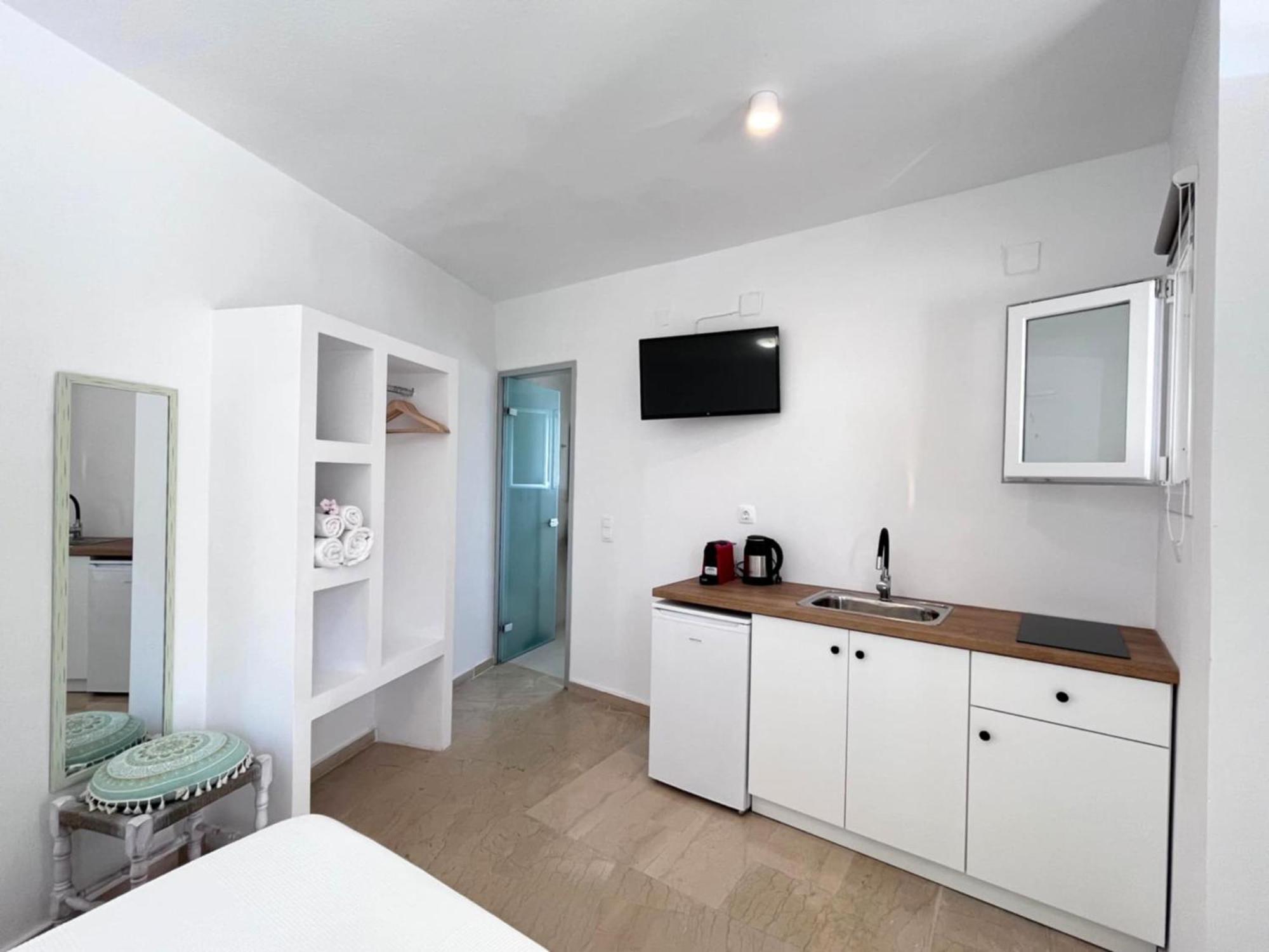 Nisea Apartments Іпсос Екстер'єр фото